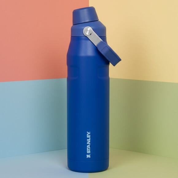 Stanley IceFlow Bottle with Fast Flow Lid | 36 OZ New Year Gift Quencher - Picture 1 of 4